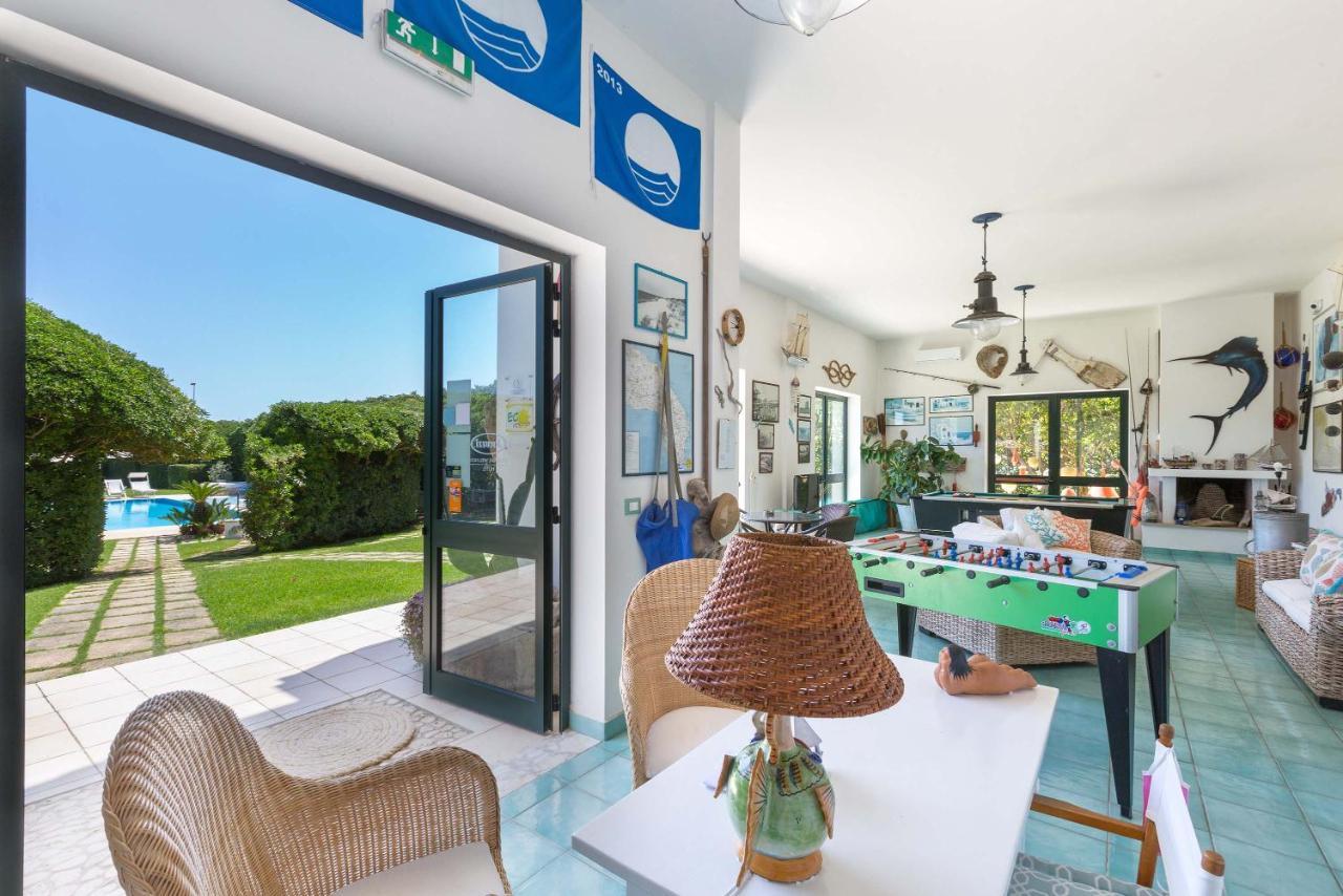 Residence Punta Cassano - In Piscina Sulla Spiaggia Di Sabbia 新福卡 外观 照片